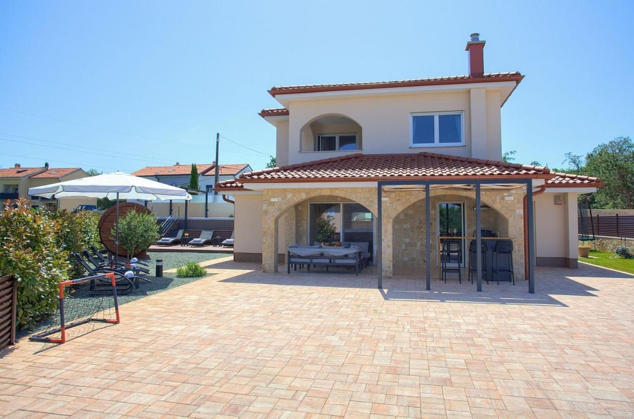Holiday House Sea & Sun Residence Rasopasno Extérieur photo