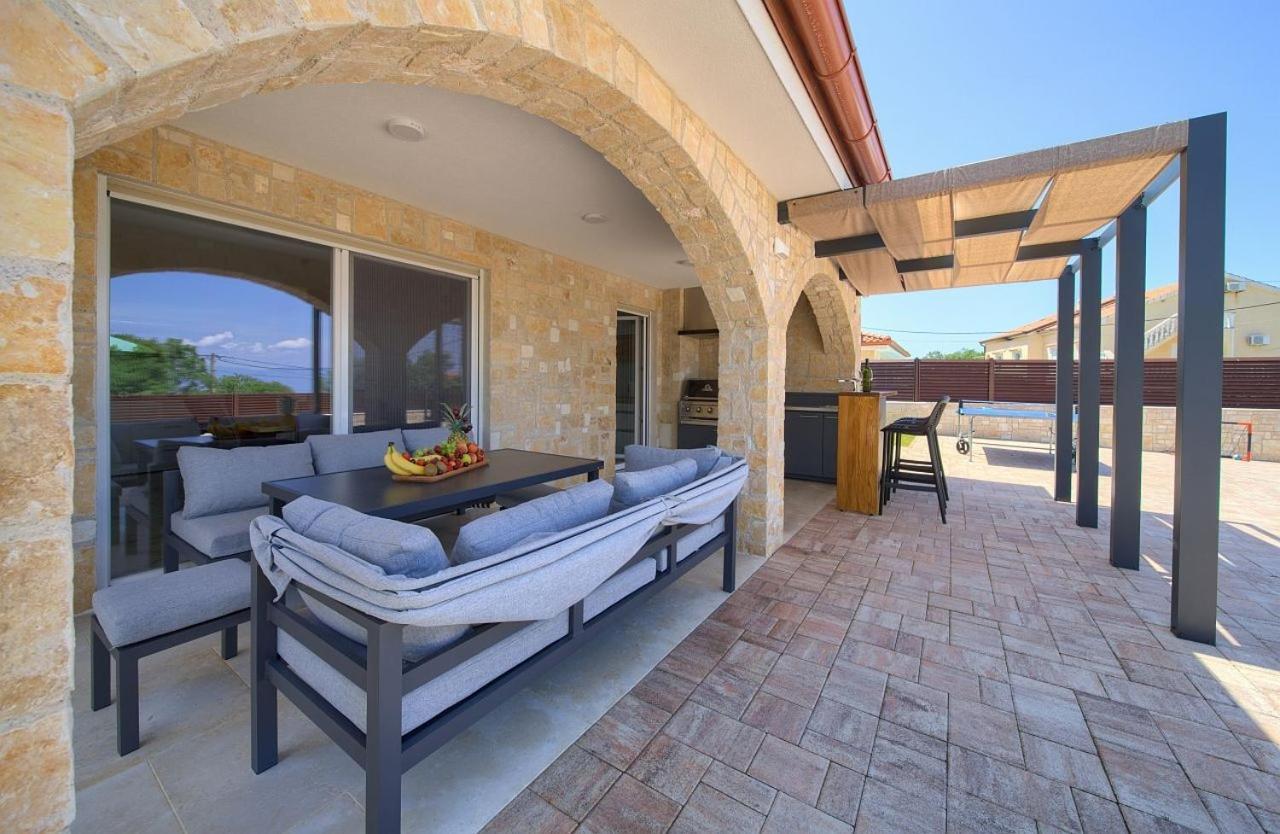 Holiday House Sea & Sun Residence Rasopasno Extérieur photo